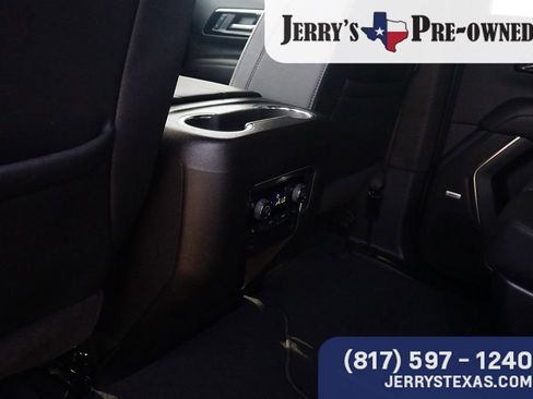 Used 2025 Chevrolet Tahoe LT w/ Comfort Package image 21