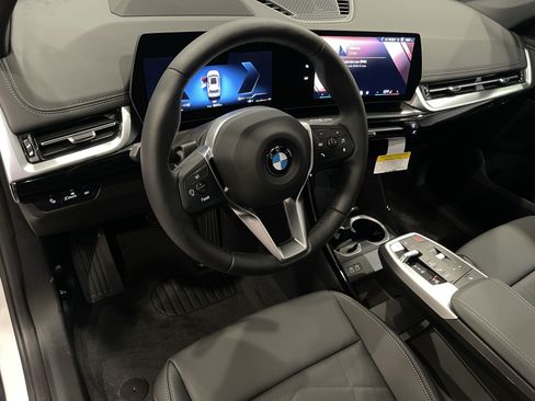 New 2026 BMW X1 xDrive28i w/ Technology Package AWD/4WD image 7