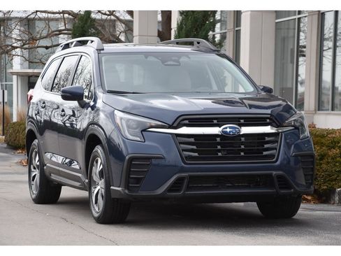 Certified 2023 Subaru Ascent Premium w/ Convenience Package image 2