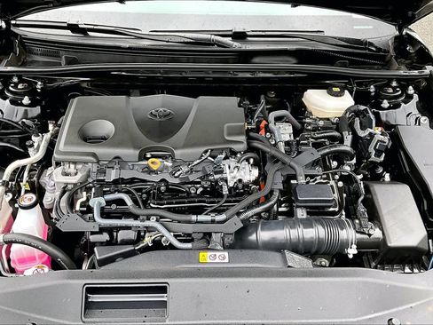 Certified 2025 Toyota Camry LE image 31