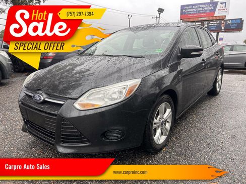 Used 2014 Ford Focus SE image 1