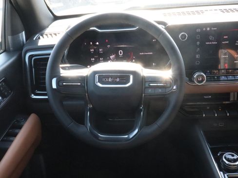 New 2026 GMC Canyon AT4 w/ Technology Plus Package image 9