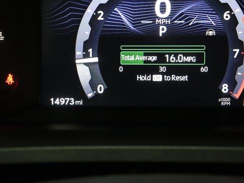 Used 2025 Toyota Tacoma SR5 RWD image 38