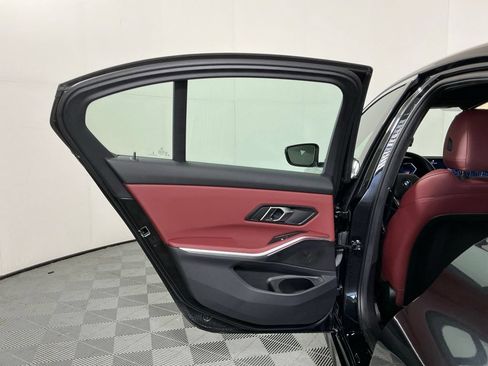 Certified 2024 BMW 330i xDrive Sedan w/ Convenience Package AWD/4WD image 24