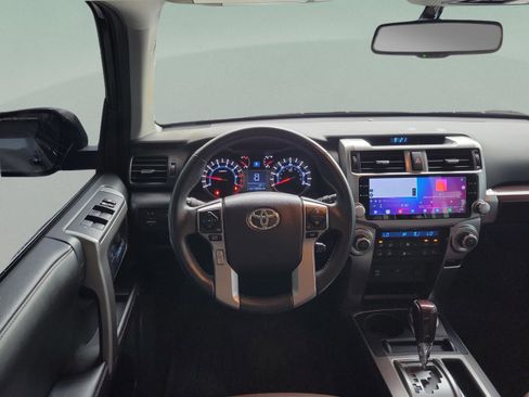 Used 2018 Toyota 4Runner Limited image 10