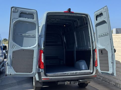 New 2026 Mercedes-Benz Sprinter 2500 image 6