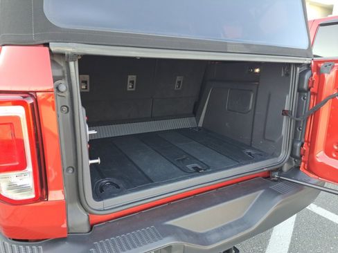 Used 2023 Ford Bronco Black Diamond image 25