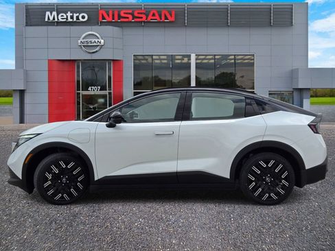 New 2026 Nissan Leaf Platinum+ FWD image 3