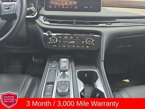 Used 2023 INFINITI QX60 Sensory w/ Cargo Package AWD/4WD image 3
