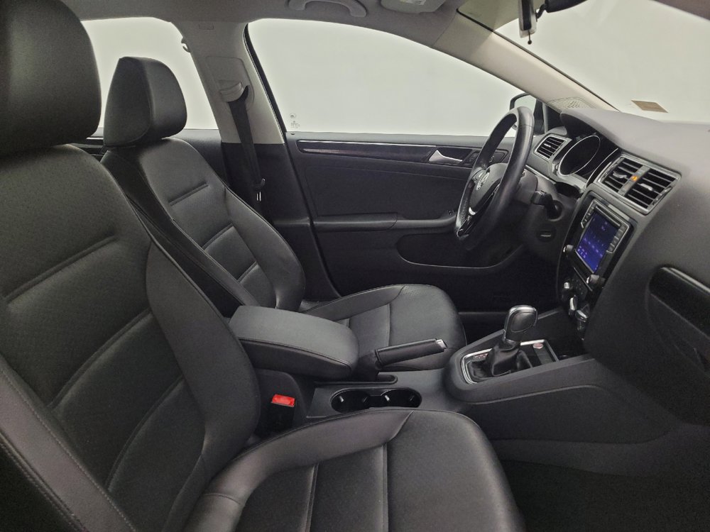 Used 2016 Volkswagen Jetta SEL FWD image 21