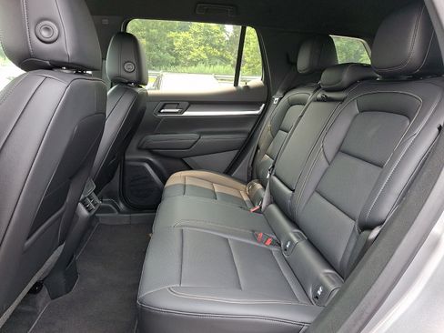 Used 2026 GMC Terrain Elevation w/ Elevation Premium Package FWD image 10