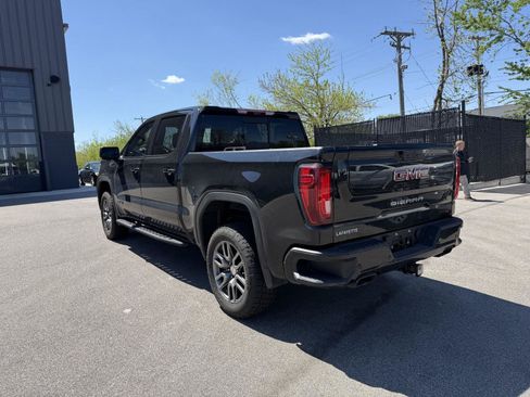Used 2021 GMC Sierra 1500 AT4 w/ AT4 Premium Package image 5
