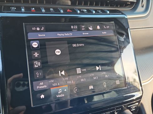 Used 2023 Jeep Grand Cherokee L Laredo RWD image 20