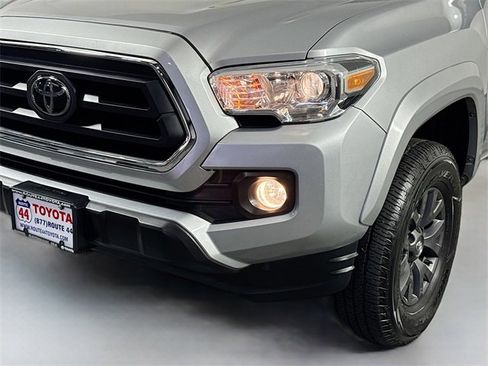 Used 2023 Toyota Tacoma SR5 image 3