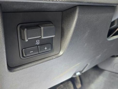 Used 2023 Chevrolet Colorado Trail Boss w/ Advanced Trailering Package image 18