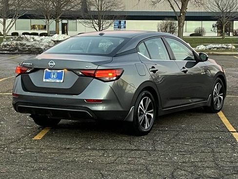 Used 2021 Nissan Sentra SV image 7