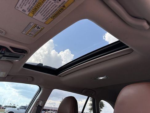 Used 2021 Subaru Outback Touring w/ Popular Package #2 AWD/4WD image 16