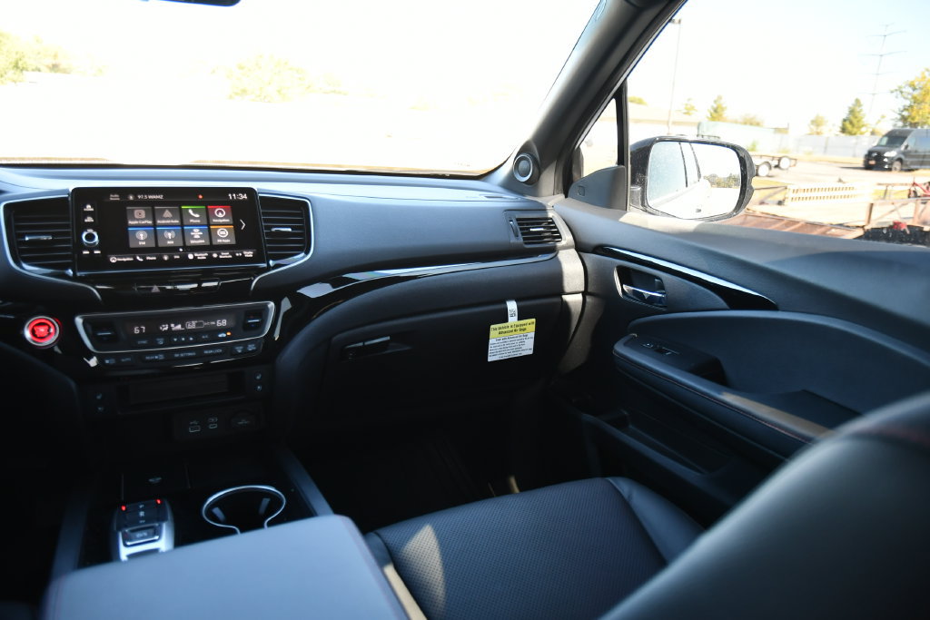 Used 2026 Honda Ridgeline Black Edition image 25