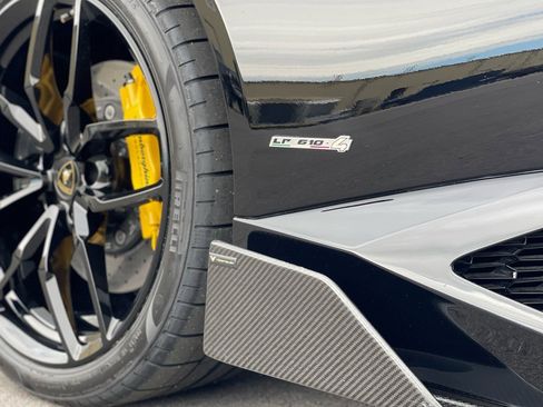 Used 2017 Lamborghini Huracan LP 610-4 image 14