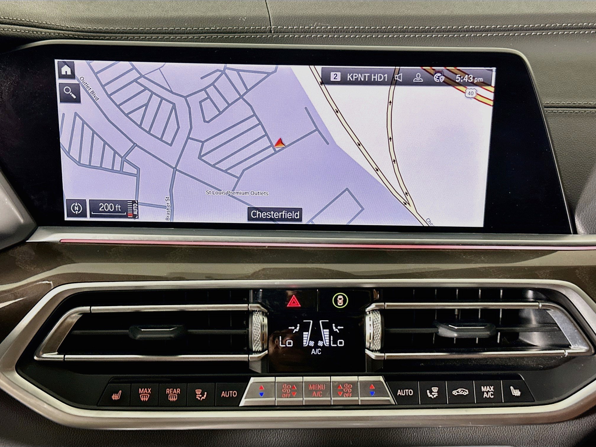 Used 2022 BMW X5 xDrive40i w/ M Sport Package AWD/4WD image 22