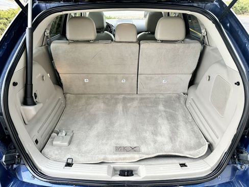 Used 2012 Lincoln MKX AWD image 26