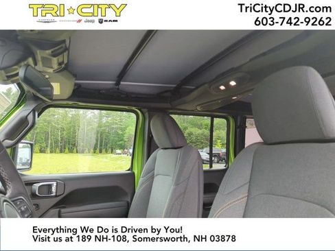 New 2025 Jeep Wrangler Sport S image 20