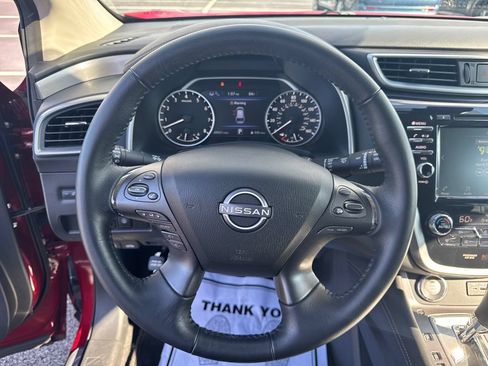 Used 2023 Nissan Murano SV w/ Cargo Package AWD/4WD image 16
