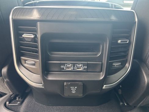 Used 2025 RAM 1500 Big Horn AWD/4WD image 12
