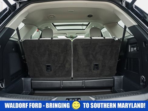 Certified 2025 Ford Explorer Platinum w/ Ultimate Package image 11