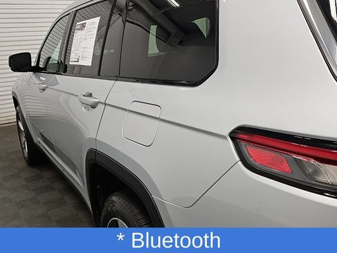 Used 2022 Jeep Grand Cherokee L Limited AWD/4WD image 8