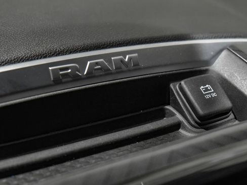Used 2026 RAM 2500 Big Horn AWD/4WD image 30