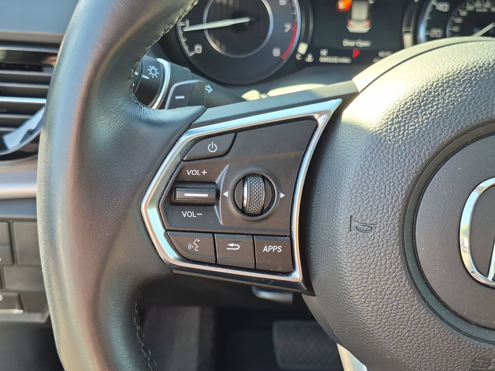 Used 2023 Acura RDX w/ Technology Package FWD image 16