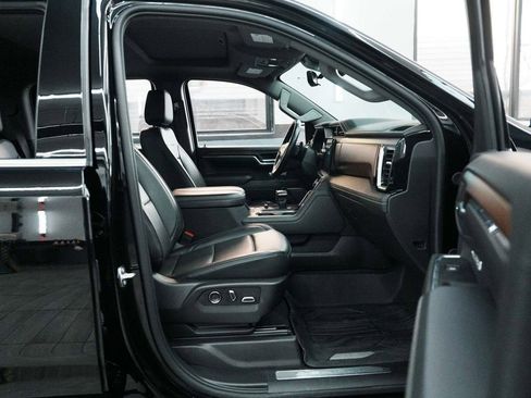 Used 2024 GMC Sierra 1500 Denali w/ Technology Package image 35