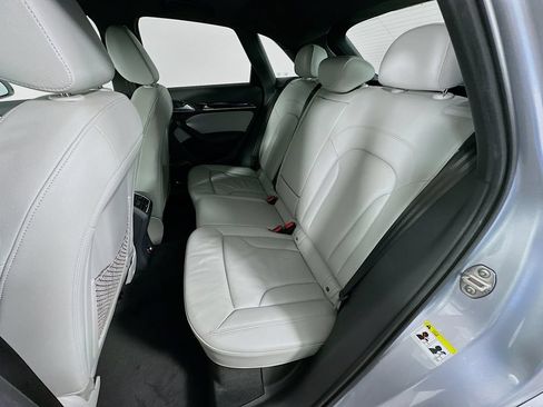 Used 2015 Audi Q3 2.0T Prestige w/ Prestige Package AWD/4WD image 25