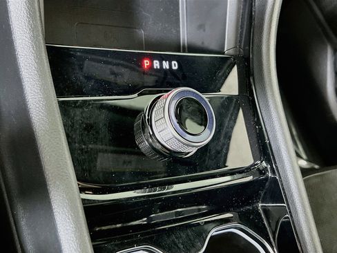 Used 2023 Jeep Grand Cherokee L Laredo AWD/4WD image 15