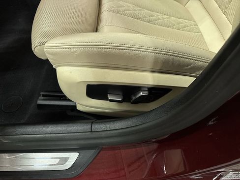 Used 2023 BMW 530i xDrive w/ Premium Package image 24