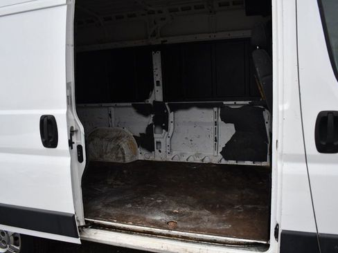 Used 2016 RAM ProMaster 2500 w/ Premium Appearance Group image 21