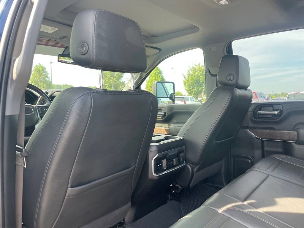 Used 2022 GMC Sierra 2500 Denali AWD/4WD image 24