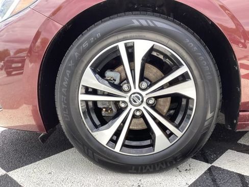 Used 2023 Nissan Sentra SV FWD image 7