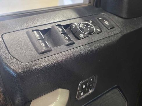 Used 2019 Ford F250 Lariat w/ Lariat Value Package image 9