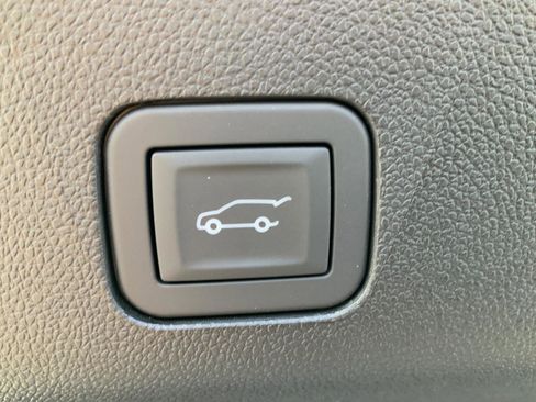 New 2026 Chevrolet Tahoe Premier w/ Sun And Tow Package AWD/4WD image 30