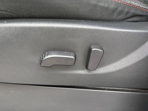 Used 2024 Nissan Frontier Pro-X RWD image 16
