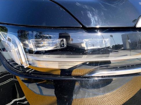 Certified 2024 Cadillac Escalade Premium Luxury image 26