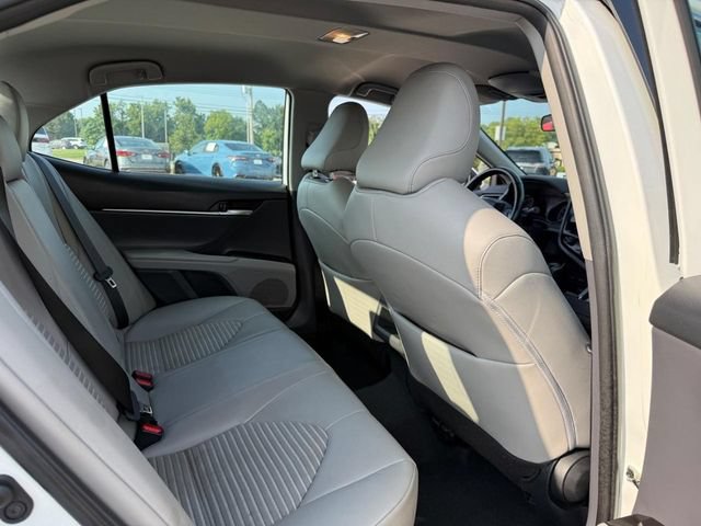 Used 2024 Toyota Camry SE FWD image 15