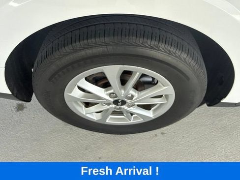 Used 2024 Kia Carnival LX FWD image 22