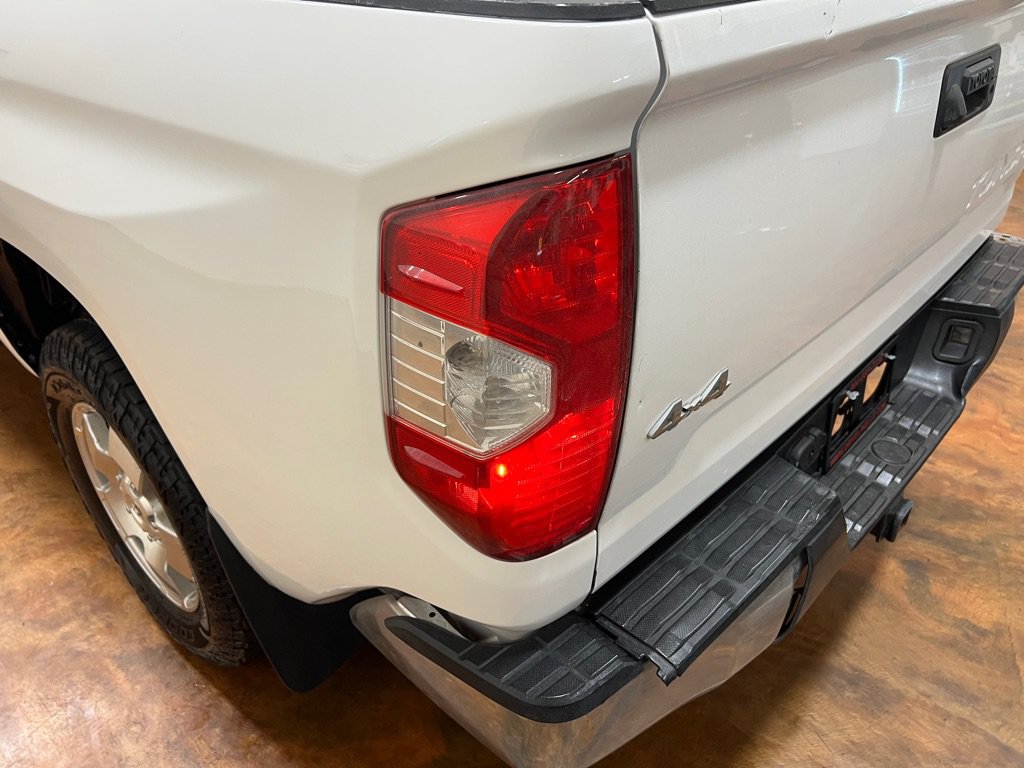 Used 2017 Toyota Tundra SR5 AWD/4WD image 42
