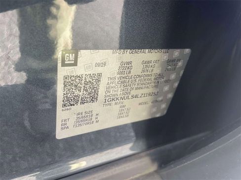 Used 2020 GMC Acadia SLT image 20