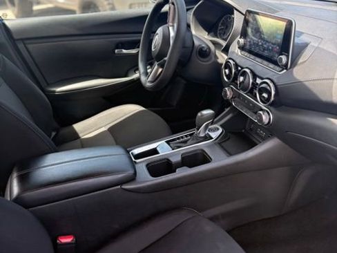 Used 2024 Nissan Sentra SV FWD image 6