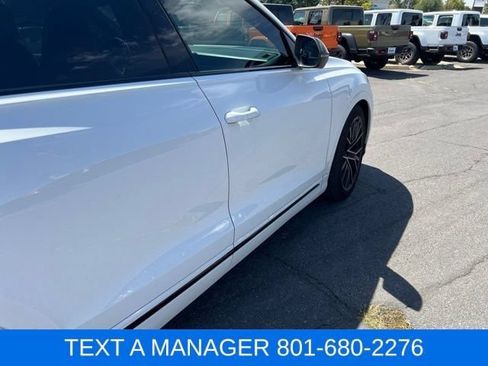 Used 2020 Audi SQ8 Prestige w/ Prestige Package AWD/4WD image 9