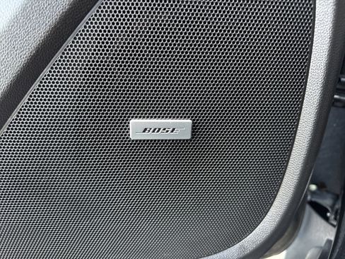 Used 2021 Chevrolet Traverse RS image 43